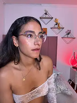 دردشة elegant__rouse الجنسية المباشرة