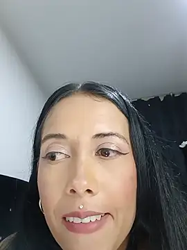 Živý XXX chat MiaForever1