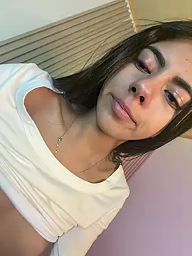 Lilybeeth Chat XXX live