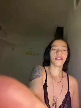 Chat +18 de Maluxx333 ao vivo