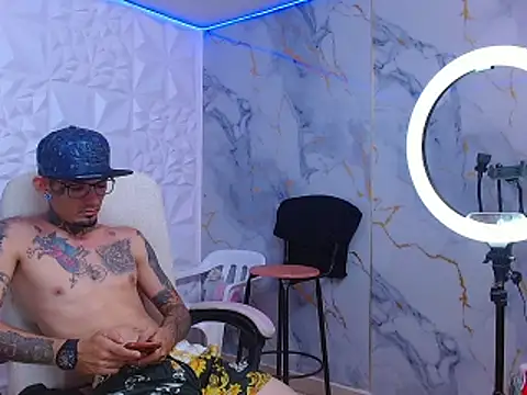 Онлайн чат XXX Boy_tatto77