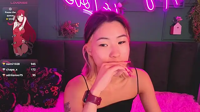 Runi_Asian Live XXX-Chat