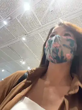 kiss_loo 即時 XXX 聊天