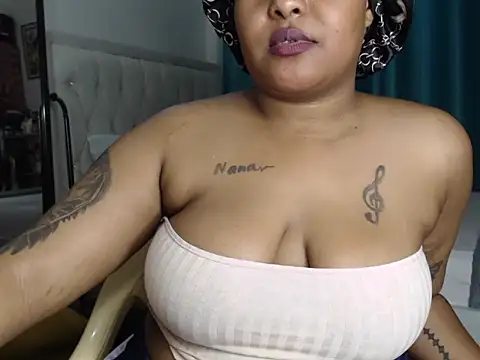 Mamacita_Boo: απευθείας συνομιλία ΧΧΧ
