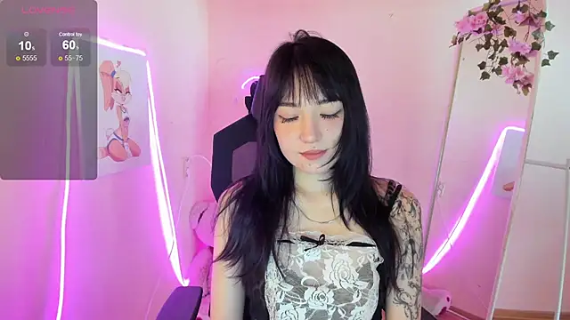 AliceeinWonderlanddd Live XXX Chat