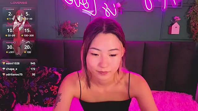 Chat XXX en directo de Runi_Asian