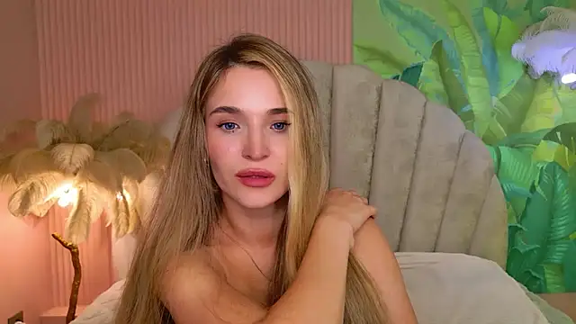 Lina_Sinerz Adlı Modelin Canlı XXX Sohbeti