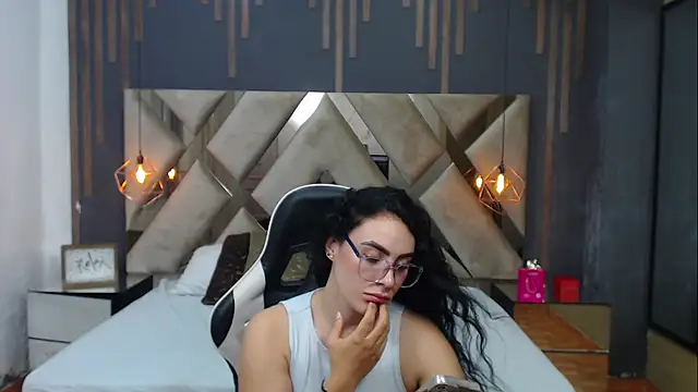 MartinaaFit's Live XXX Chat