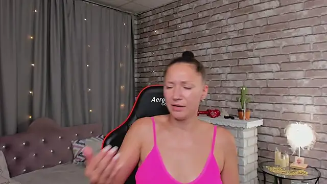 Chat XXX en directo de SarahCoksss