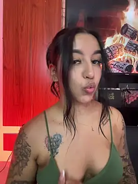 Chat XXX en directo de Tamara_Roberts1