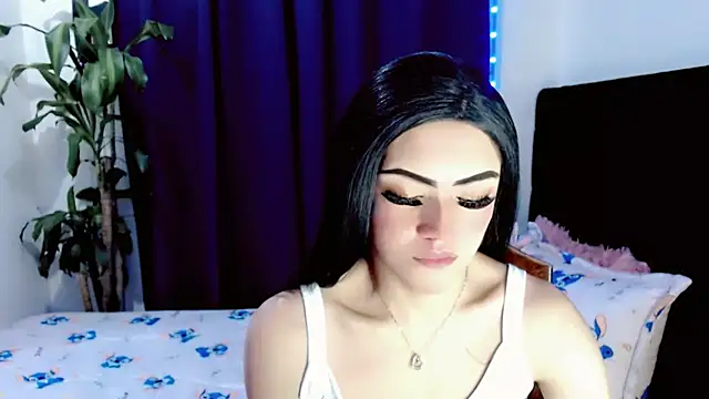 NathalialLooes Chat XXX in diretta