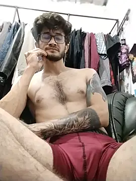 Loggan_donnelly's Live XXX Chat