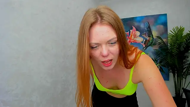 Онлайн чат XXX Strawberrye