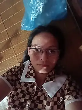 Sexy_cum123 élő XXX-chatje