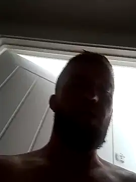 slutwifebbw Show in webcam