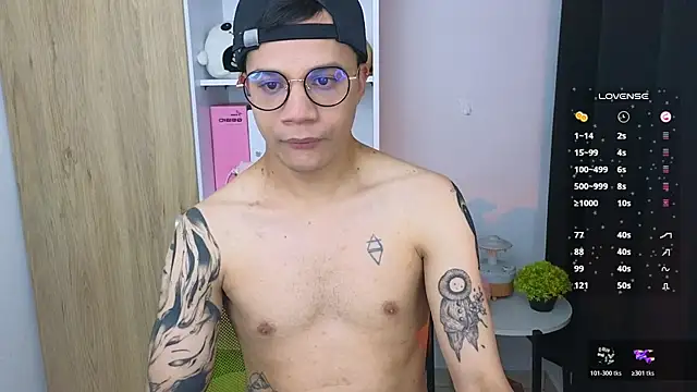 Онлайн чат XXX Im_Marco_