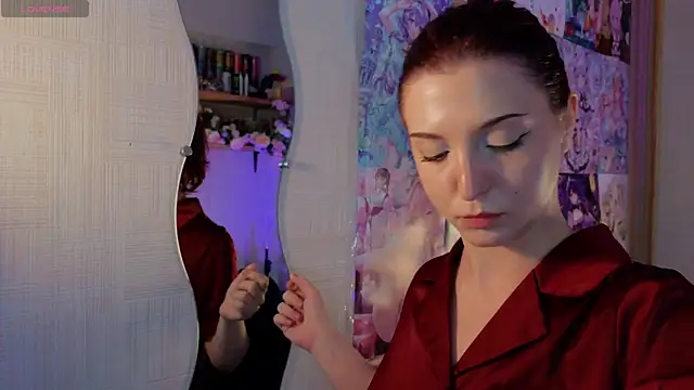 LisaVamp Show in webcam