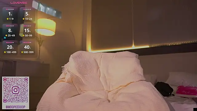 poorpornactor Adlı Modelin Canlı XXX Sohbeti