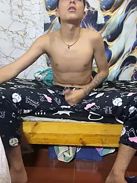 MichaelMiller20261's Live XXX Chat