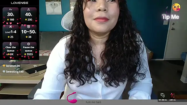 SHEILYN_ Adlı Modelin Canlı XXX Sohbeti