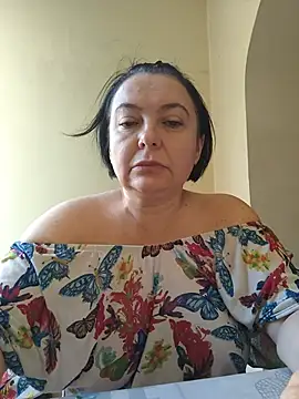 Živý XXX chat EmmaEmmy40