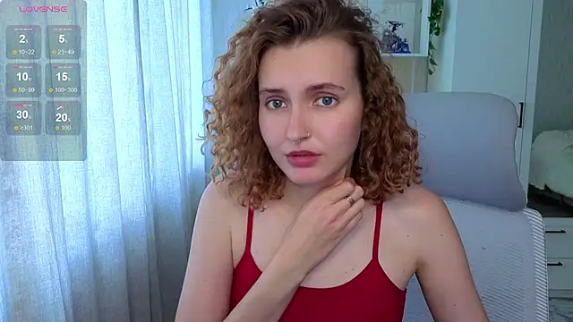 Emily_lune 现场XXX聊天