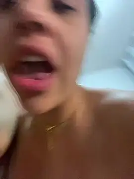 Chat +18 de Chloe_Leaozinho ao vivo