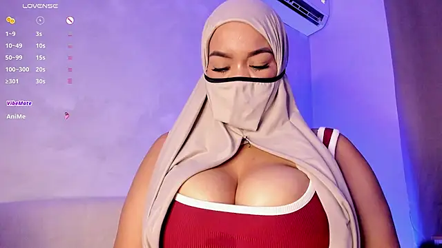 thaira_aly Adlı Modelin Canlı XXX Sohbeti
