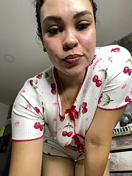 Chatroom XXX en direct de FOX_LATINA