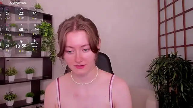 KateCuddle 现场XXX聊天