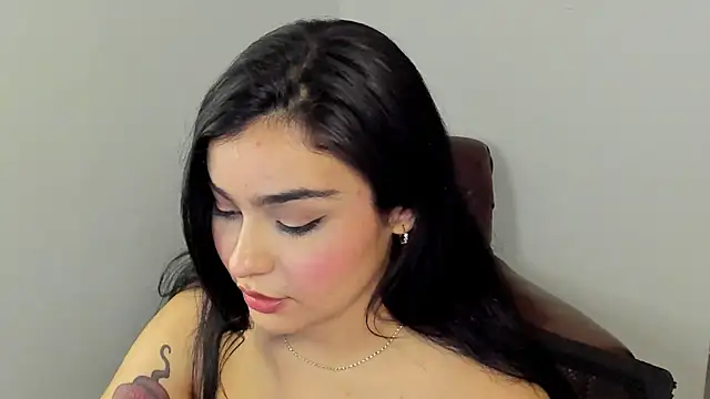 ConnieFontane 即時 XXX 聊天