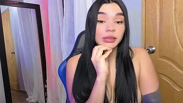 دردشة Veronica_111 الجنسية المباشرة