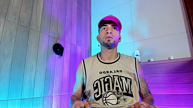 Chat XXX ao vivo de DrakeNeumann