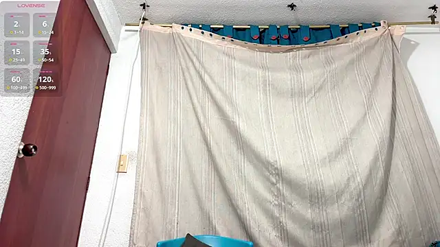 logan_x3 Adlı Modelin Canlı XXX Sohbeti
