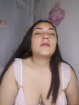 Chat XXX en directo de -brendda-