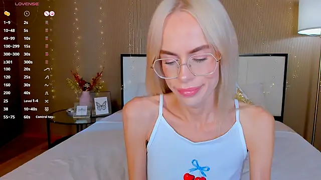 bellatip's Live XXX Chat