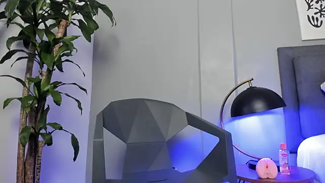 Tylerffoxx 即時 XXX 聊天