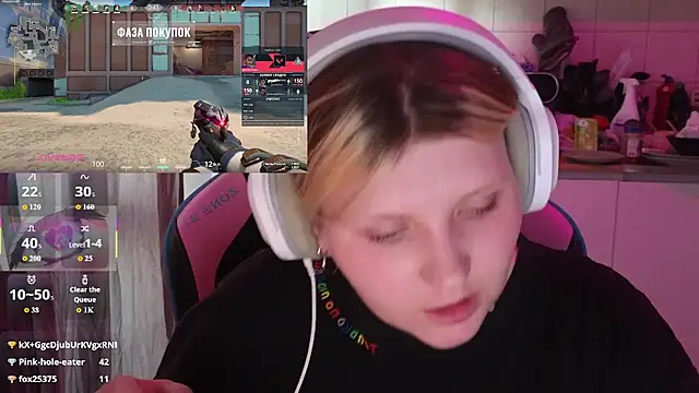 norinanakajuu élő XXX-chatje