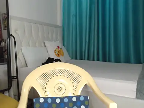 دردشة Mamacita_Boo الجنسية المباشرة