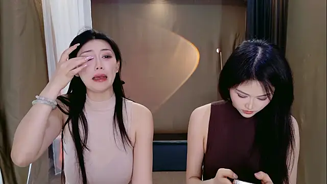 Banana-Milk69 live XXX chat