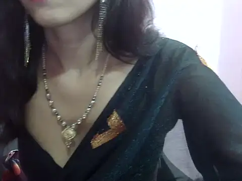 Laila_Cute live XXX chat