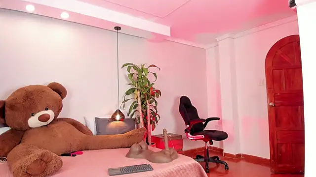 Chat XXX en directo de REINA_ADAHARA