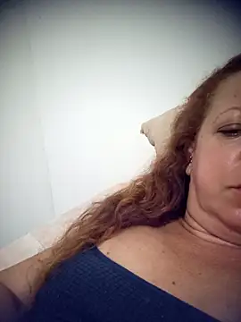 SOLTEIRASIGILO Adlı Modelin Canlı XXX Sohbeti