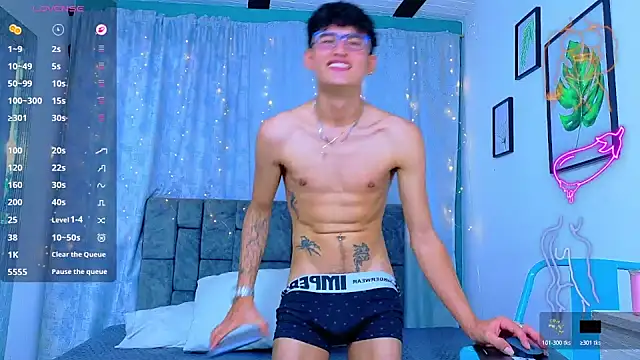 NicolasTorrez Live XXX-Chat