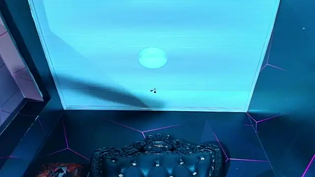 Онлайн чат XXX Axel_Romanov