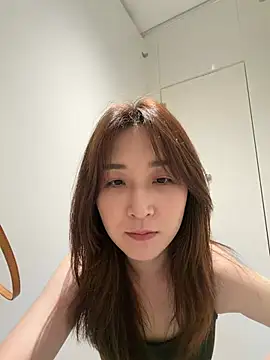 KK-328 现场XXX聊天