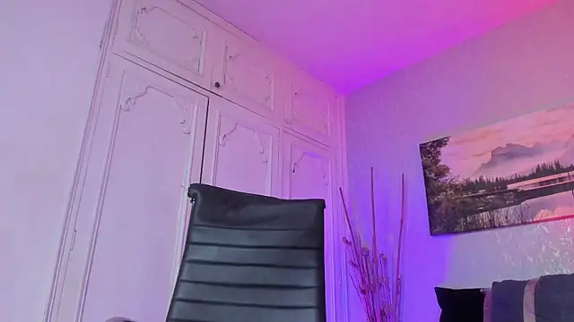 Tyler_durten live XXX chat