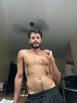 guzzfit's Live XXX Chat