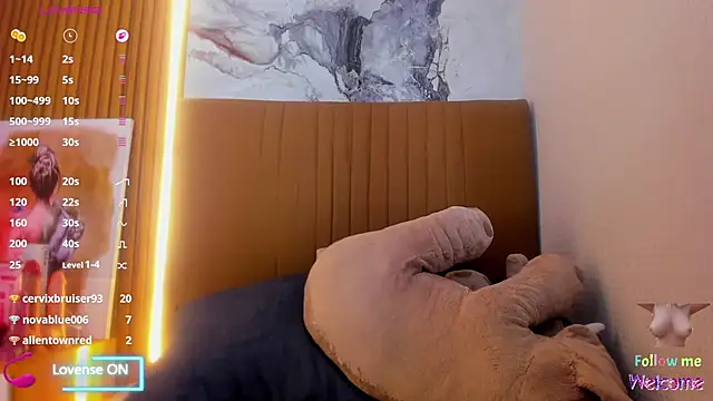 carolinecastle's Live XXX Chat
