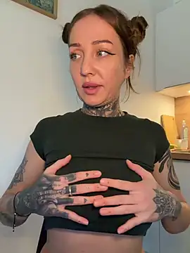 Elenascrib's Live XXX Chat